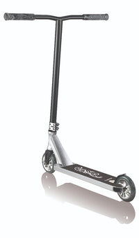 Globber GS 900 Stunt Scooter